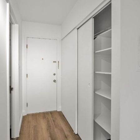 1 CH - 1 SDB - Québec - $999 /mo - Photo 3