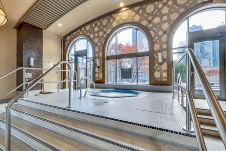 For Lease - 385 Prince of Wales Drive Unit# 406, Mississauga, Ontario - Photo 3