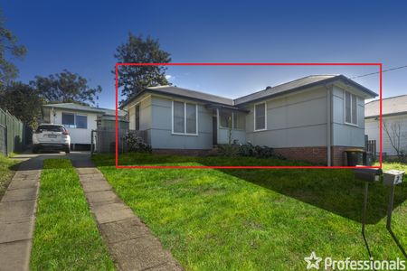 2 Bourne Avenue, Nowra NSW 2541 - Photo 2