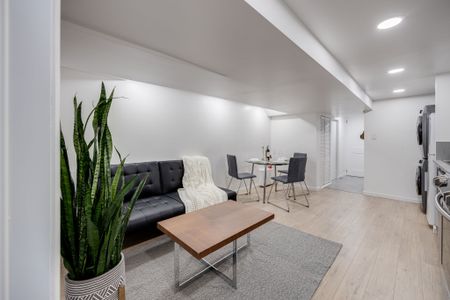 For Lease - 490 Symington Avenue Unit# Bsmt, Toronto, Ontario - Photo 2