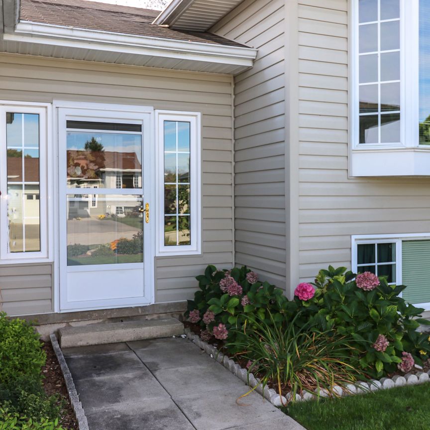 For Lease - 33 BIRCHWOOD Court, Meaford, Ontario - Photo 1