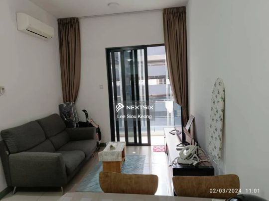 SouthView Residence - Photo 1