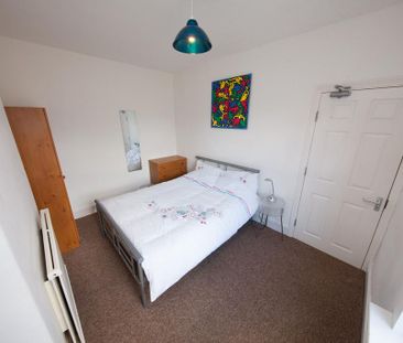 1 bedroom in a house share to rent - Photo 5