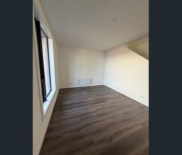 Brand New, Spacious & Modern Two-Bedroom Townhouse - Photo 1