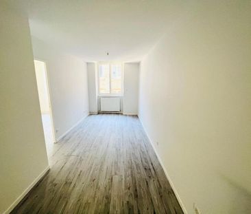 Location Appartement 2 pièces 40m² MACON 71000 - Photo 1
