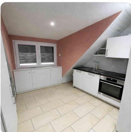 2.5 Zimmer, 85 m², 2. Stock - Photo 3