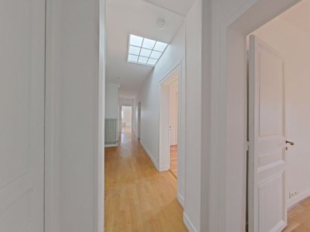 APPARTEMENT T4 A LOUER - PARIS 17EME ARRONDISSEMENT Ternes 6 - 78.48 m - 2 737 € - Photo 2
