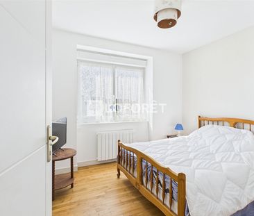 House - Photo 2