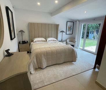 Detached Villa in San Pedro de Alcántara - Photo 2