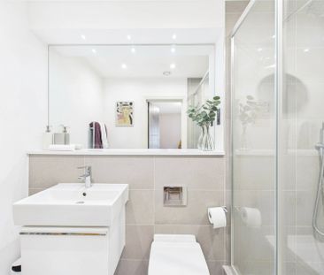 2 bedroom in The Picturehouse, Maidenhead - Photo 5