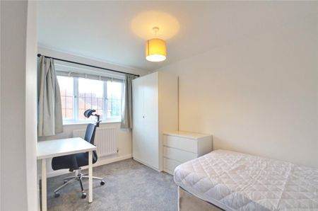 6 bedroom semi-detached house to rent - Photo 4