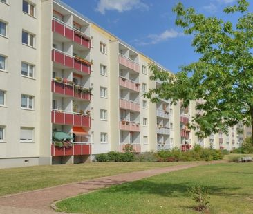 ERSTBEZUG, FRISCH SANIERT! Wanne, Balkon und Aufzug! - Photo 1