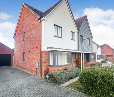 3 bedroom semi-detached house to rent - Photo 4