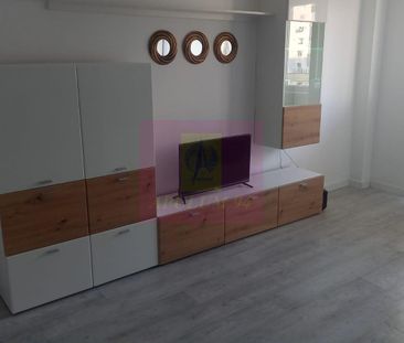 Închiriază Apartament 1 camere Vitan - Photo 2