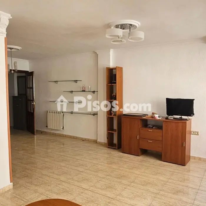 Piso en alquiler en Calle Don Quijote - Photo 1