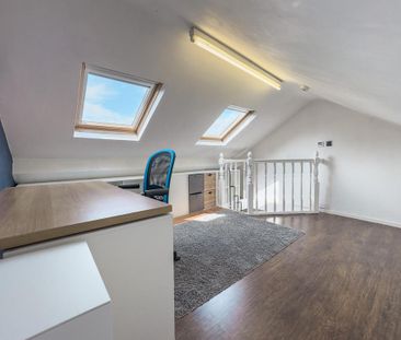 2 bedroom terraced house to rent - Photo 2