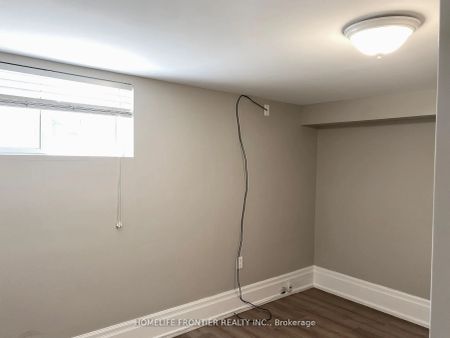 63 Lockerbie Avenue #C - Photo 2