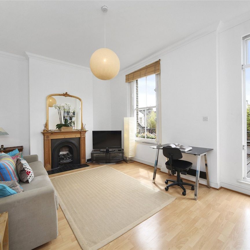 Primrose Hill, London, NW1 flat to rent - Photo 1