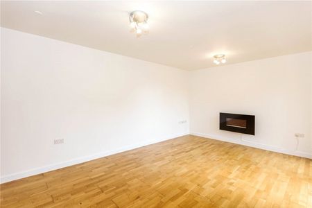 Wellesley Mews, - Photo 3