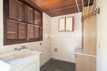 Casa com 4 quartos e 208m² para alugar em Cascata, Porto Alegre. - Photo 5