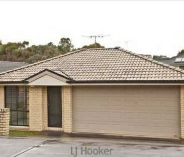 Neat & Tidy home in Prime location - Photo 6