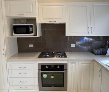 Mount Waverley - Photo 1