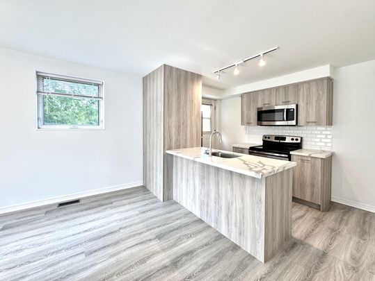 For Lease - 469 Queen Street Unit# A, Newmarket, Ontario - Photo 1