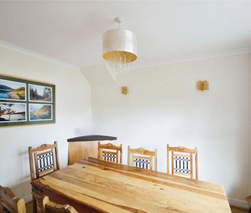 4 bedroom detached house to rent - Photo 1