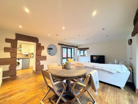 2 bedroom barn conversion to rent - Photo 4