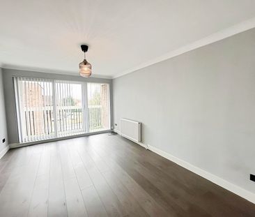 Two-Bedrooms Apartment - Photo 2