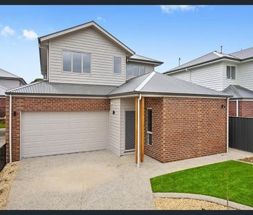 Townhouse Living Never Looked So Good! - Photo 1