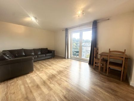 2 bedroom flat to rent - Photo 3