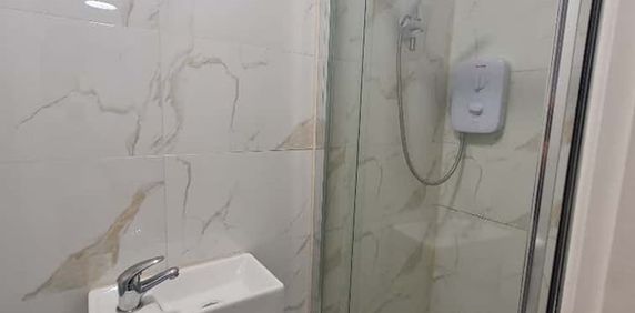 Studio Flat, High Level Drive, SE26 - Photo 2