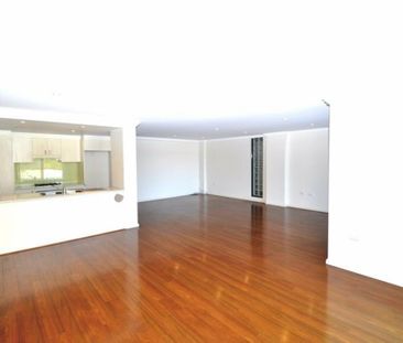 Spacious Modern Apartment in the Heart of Gosford CBD - Photo 1