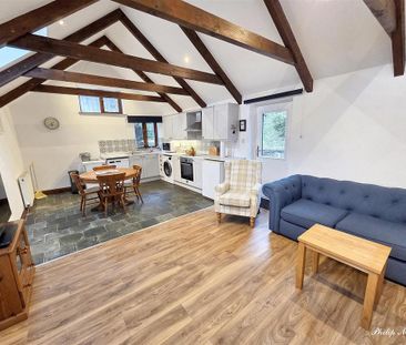 1 bedroom barn conversion to rent - Photo 2