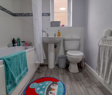 Bedford Way, Scunthorpe - Photo 4