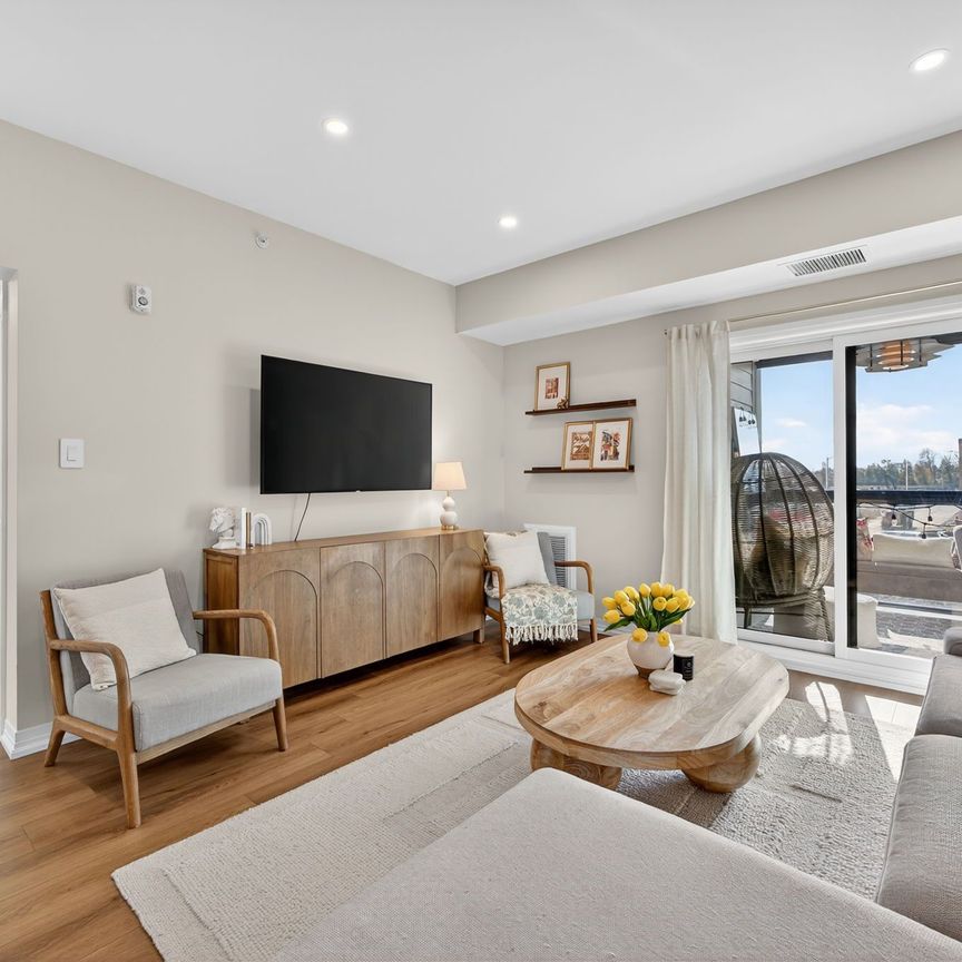 For Lease - 15 Kneeshaw Drive Unit# 203, Barrie, Ontario - Photo 1