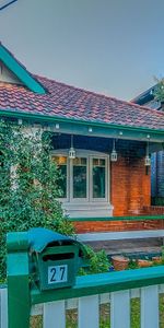 Charming period home, superbly positioned - Photo 4