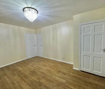 2 bedroom semi-detached house to rent - Photo 5
