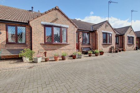 2 bedroom bungalow to rent - Photo 4