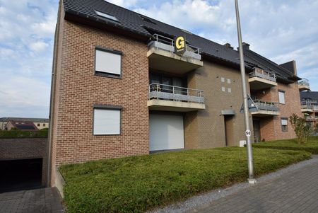 Ruim en luchtig Duplex appartement - 130 m² - met 3 slpk, bureauruimte, 2 terrassen en garage te Munsterbilzen - Photo 2