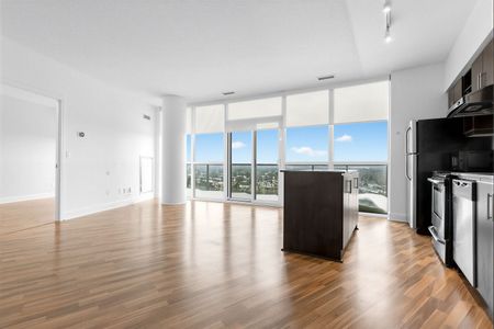 For Lease - 35 Brian Peck Crescent Unit# PH21, Toronto, Ontario - Photo 3