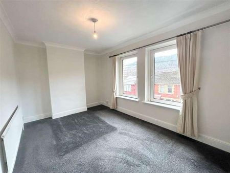 The Avenue, Pontycymer, Bridgend, CF32 - Photo 5