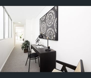 Modern Two-Bedroom Apartment in Prime Arncliffe Location - Photo 4