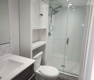 For Lease - 56 Bloomfield Avenue, Toronto, Ontario - Photo 5