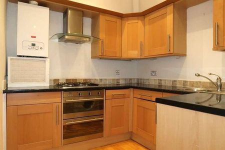 Belle Vue Court Apartments, Albert Road, Penarth, CF64 - Photo 4