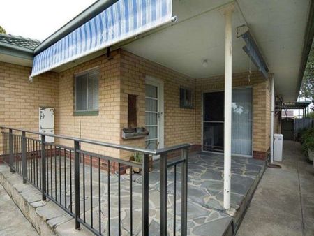 3 Bedroom Family Home in Christies Beach - Photo 3