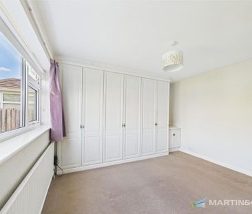 3 bedroom detached bungalow to rent - Photo 6