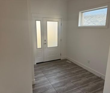 For Lease - 1330 Lawson Road, London North, Ontario - Photo 6