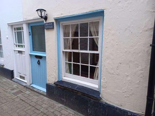 Lower Chapel Street, Looe, PL13 - Photo 1